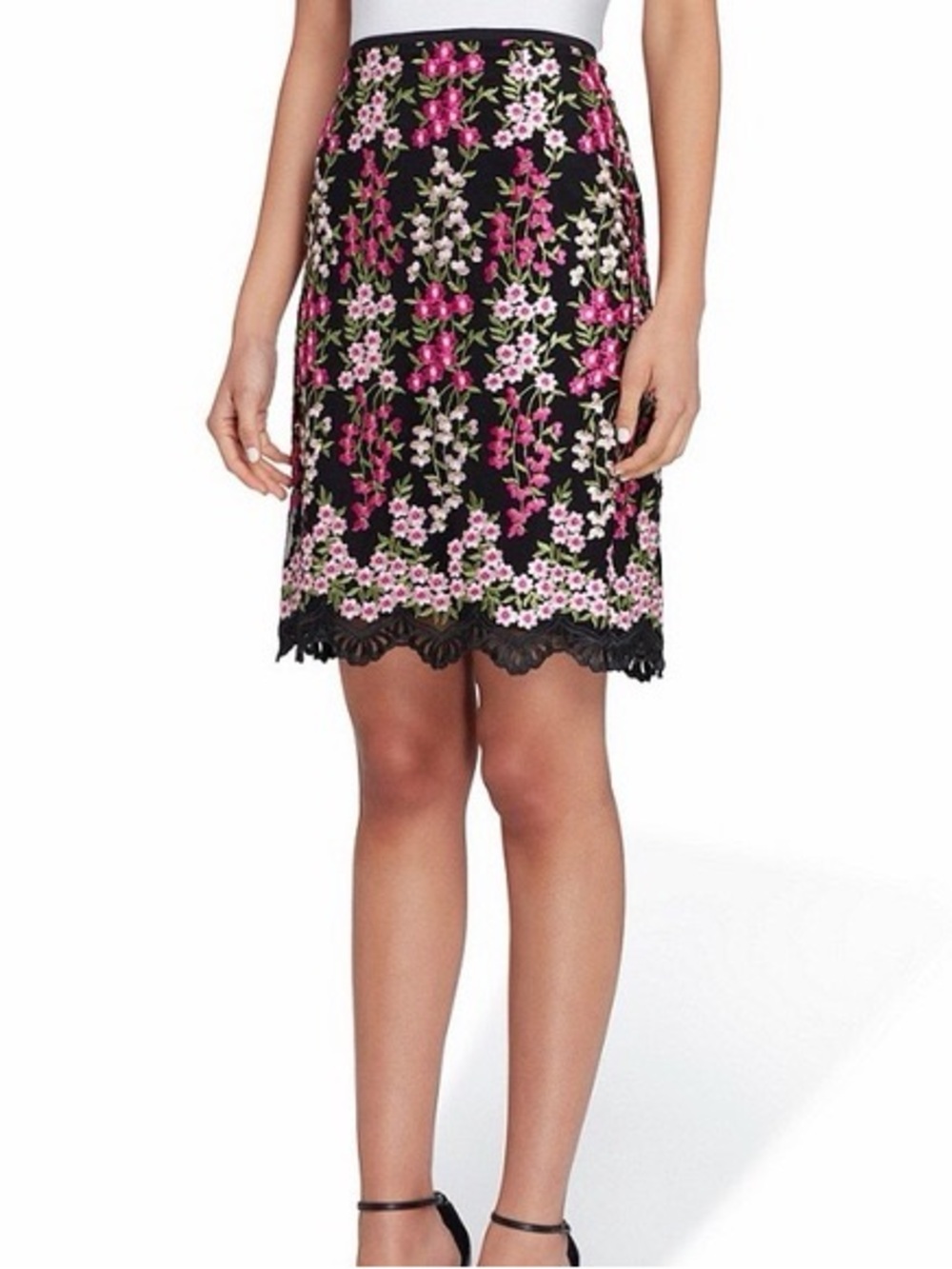 Tahari Arthur S. Levine Floral Embroidered Lace Pencil Skirt‎ Size 10